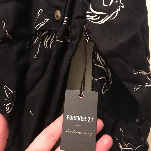 3/20$ Forever 21 women’s xs black long sleeve button up horse collared dress - Picture 3 of 7